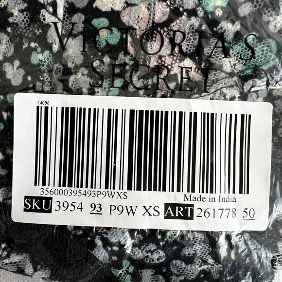 LOT 3 VICTORIA'S SECRET Floral Lace Hip hugger Panty w/ Tags, XS - Picture 9 of 9